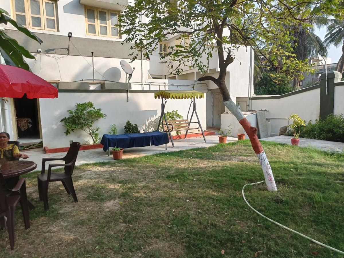 Chitrakut Bungalows Dwārka Buitenkant foto