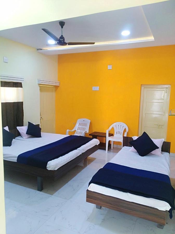 Chitrakut Bungalows Dwārka Buitenkant foto